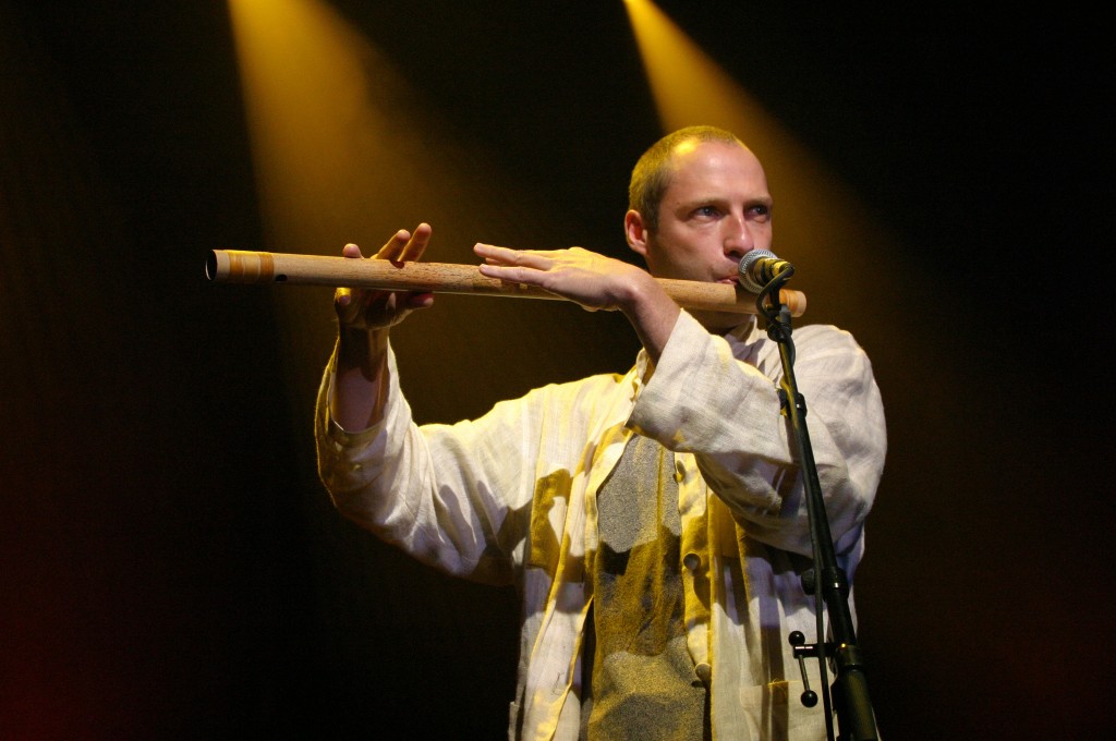 ob_d65b3b3062fb07d6d27fd30dabc11d35_manu-bansuri